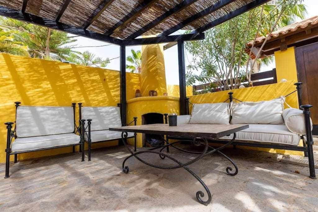 Aurora Mari Villa Your Dream Steps From The Ocean Shore 科斯塔卡莱塔 外观 照片